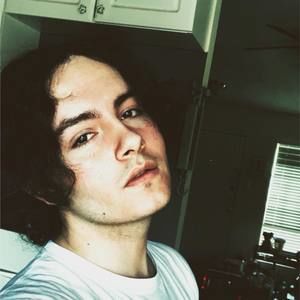 Meet your Posher, Victor